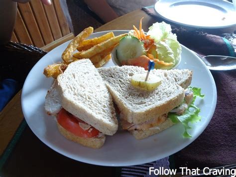 chicken sandwiches baguio